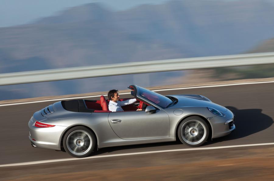  Porsche 911 Carrera S Cabriolet 2011 года  (фото 18 из 61)